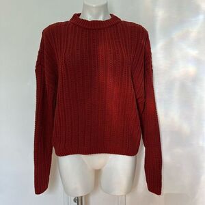 Universal Thread Knit crewneck sweater